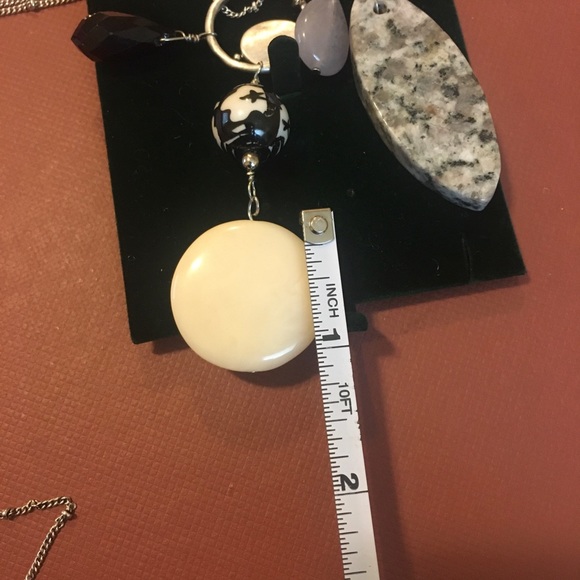 17in Silver Tone Textured Pendants Necklace - Picture 8 of 8